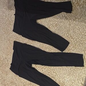 Set Of 2 Athleta Women's Black Leggings - Salutation Stash Pocket II Capri/Tight